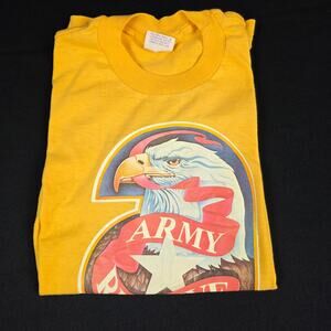 Sneakers Men's Yellow Medium T-Shirt Eagle Graphic Army Reserves Vintage USA